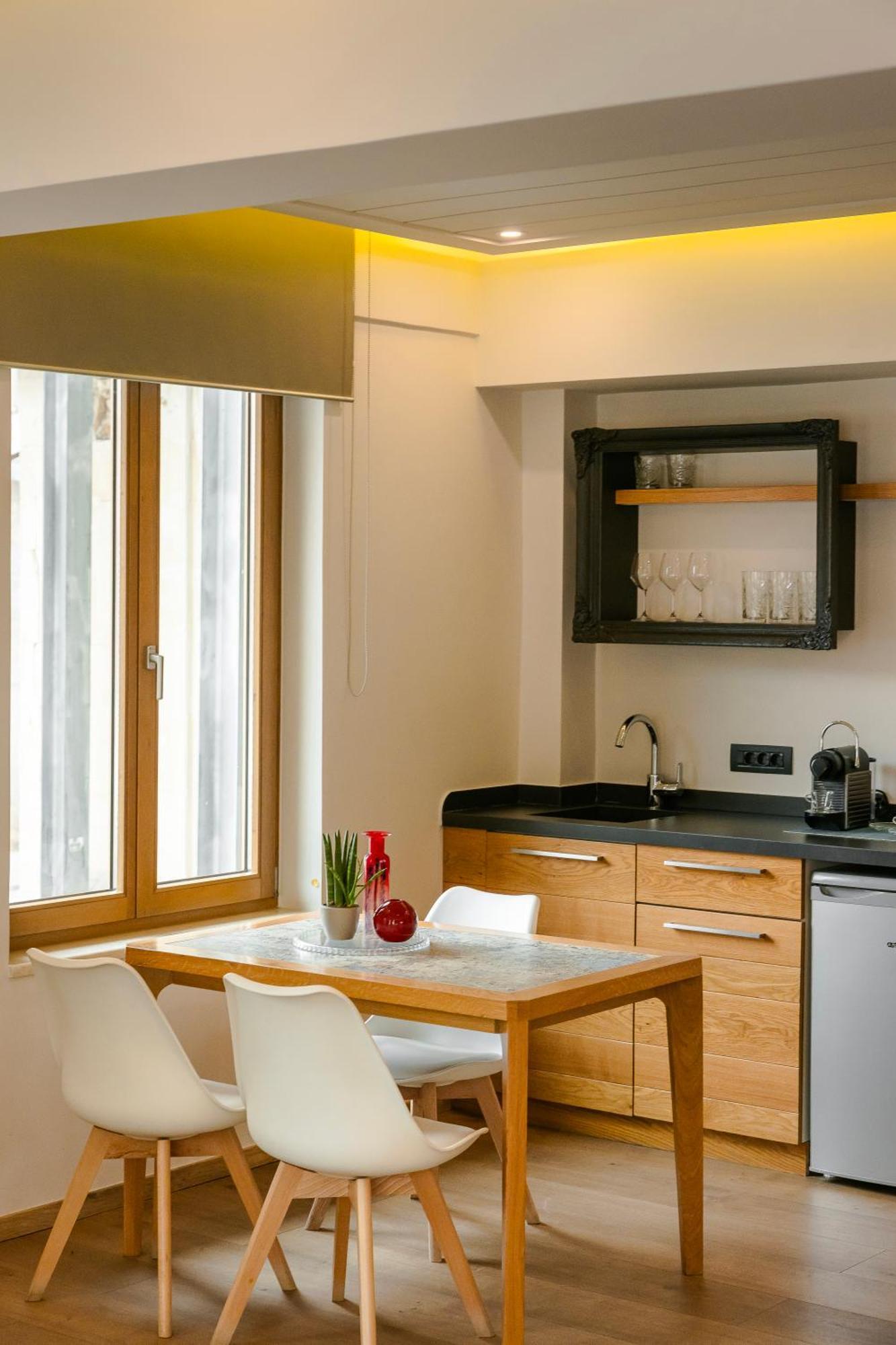 Querini Luxury Suites Chania  Exteriör bild