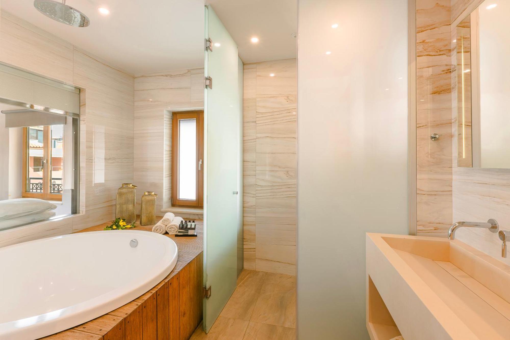 Querini Luxury Suites Chania  Exteriör bild