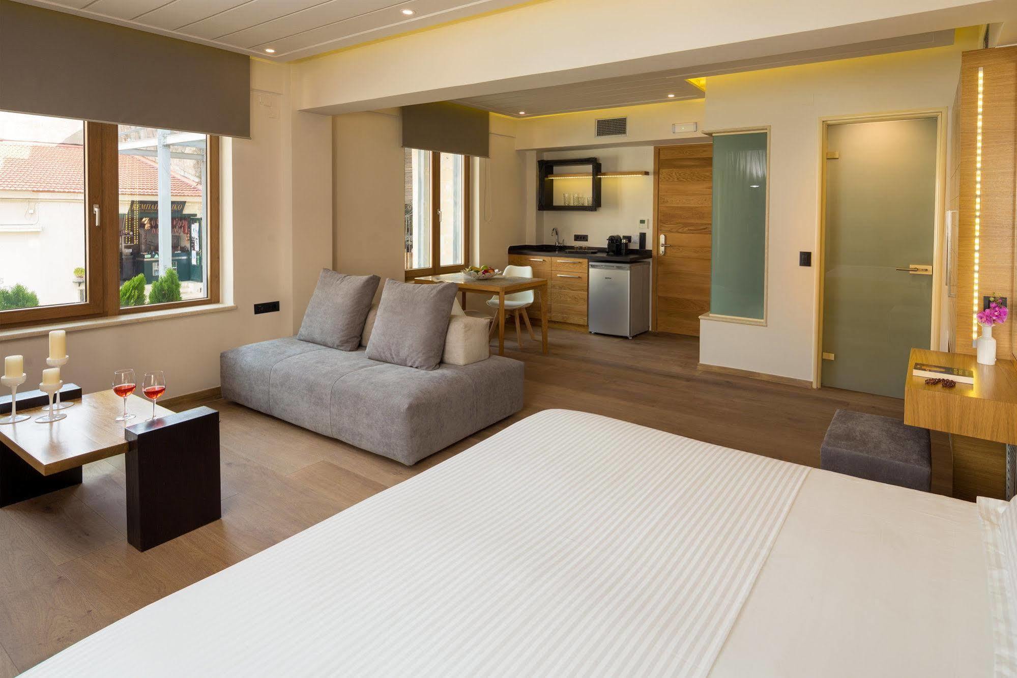 Querini Luxury Suites Chania  Exteriör bild
